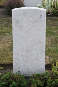 Les Baraques Military Cemetery Sangatte - Shih Tso Sheng, 